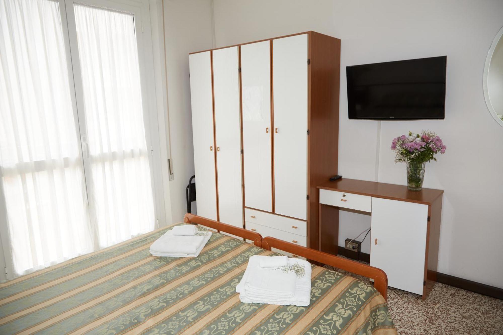 Hotel Italiacervia Buitenkant foto