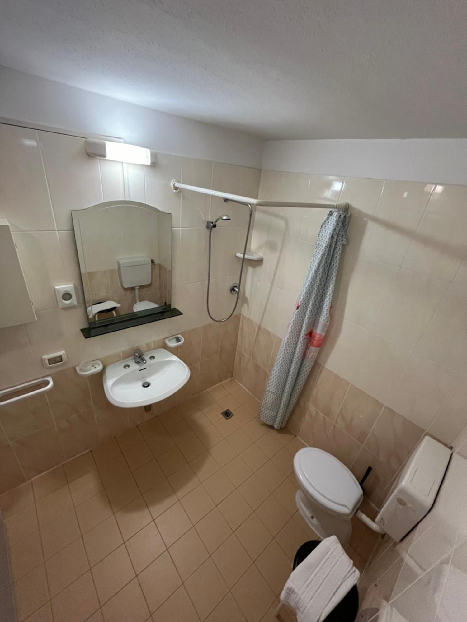 Hotel Italiacervia Buitenkant foto